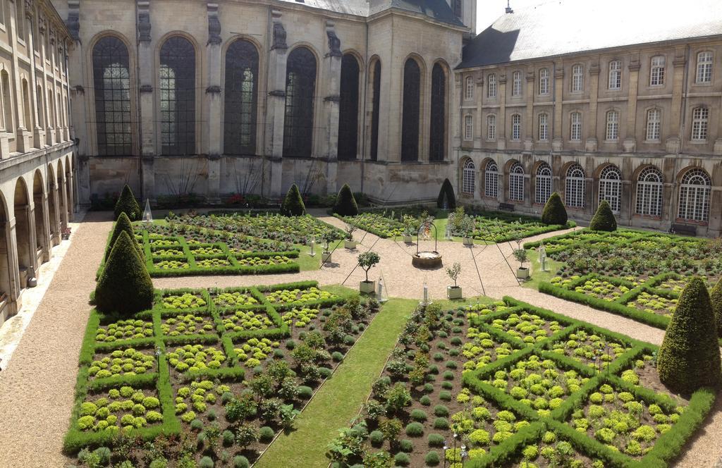 Hotel De L'Abbaye Des Premontres 퐁타무종 외부 사진