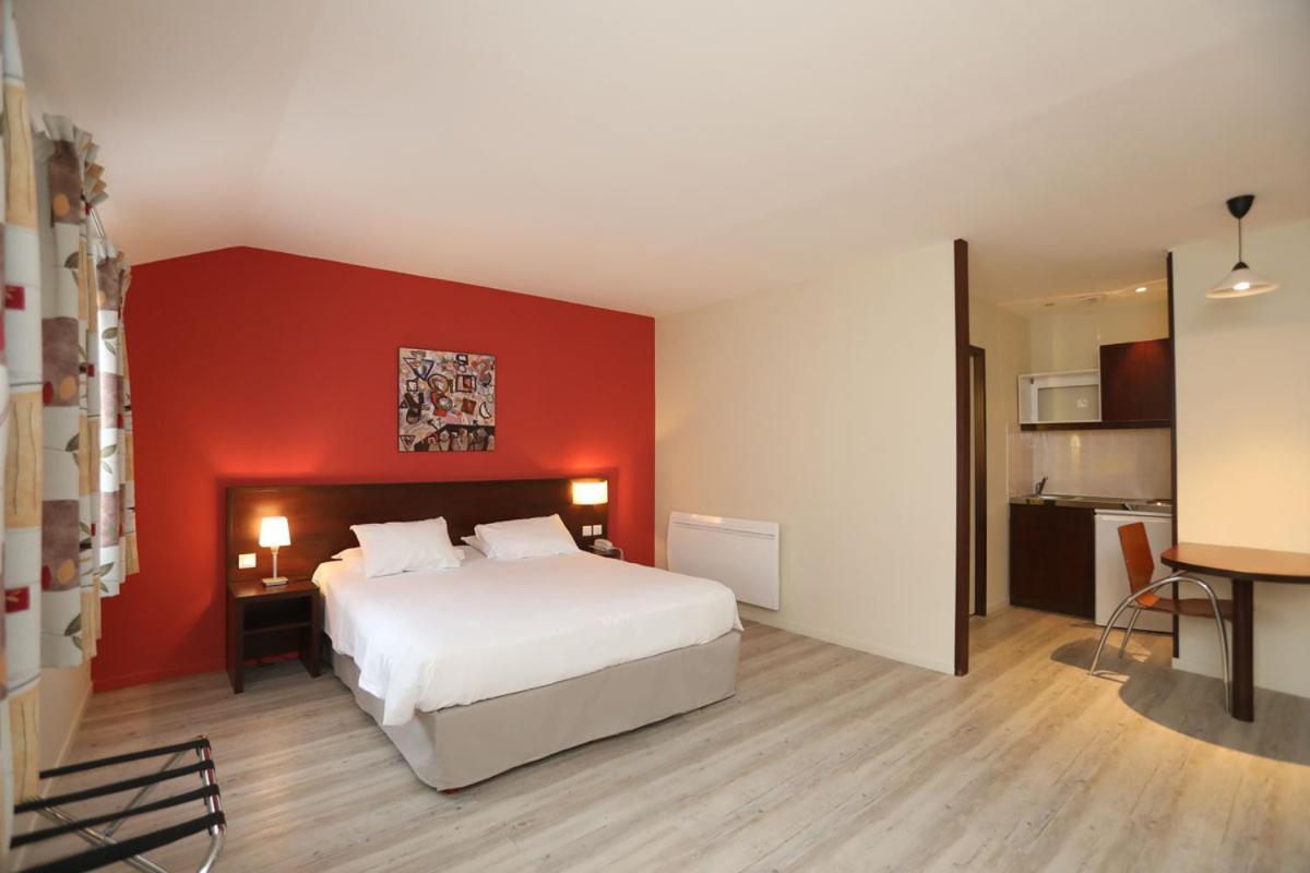 Hotel De L'Abbaye Des Premontres 퐁타무종 외부 사진