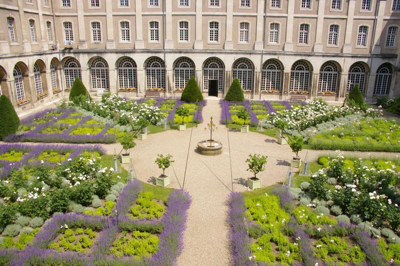 Hotel De L'Abbaye Des Premontres 퐁타무종 외부 사진