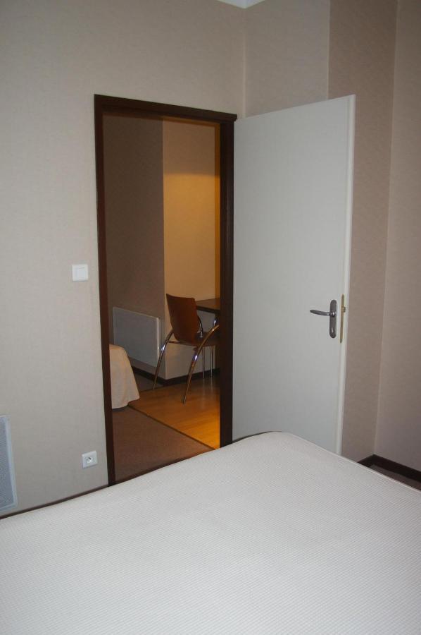 Hotel De L'Abbaye Des Premontres 퐁타무종 객실 사진